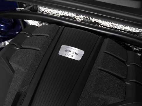 Certified 2026 Porsche Macan GTS image 45