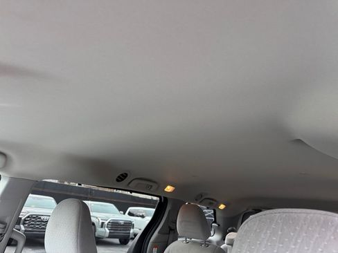 Certified 2020 Toyota Sienna LE image 31