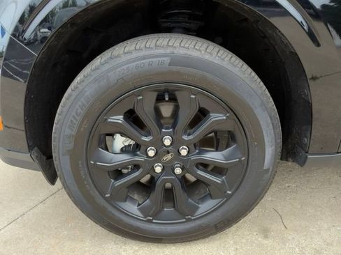 Used 2024 Ford Maverick XLT w/ XLT Luxury Package AWD/4WD image 8