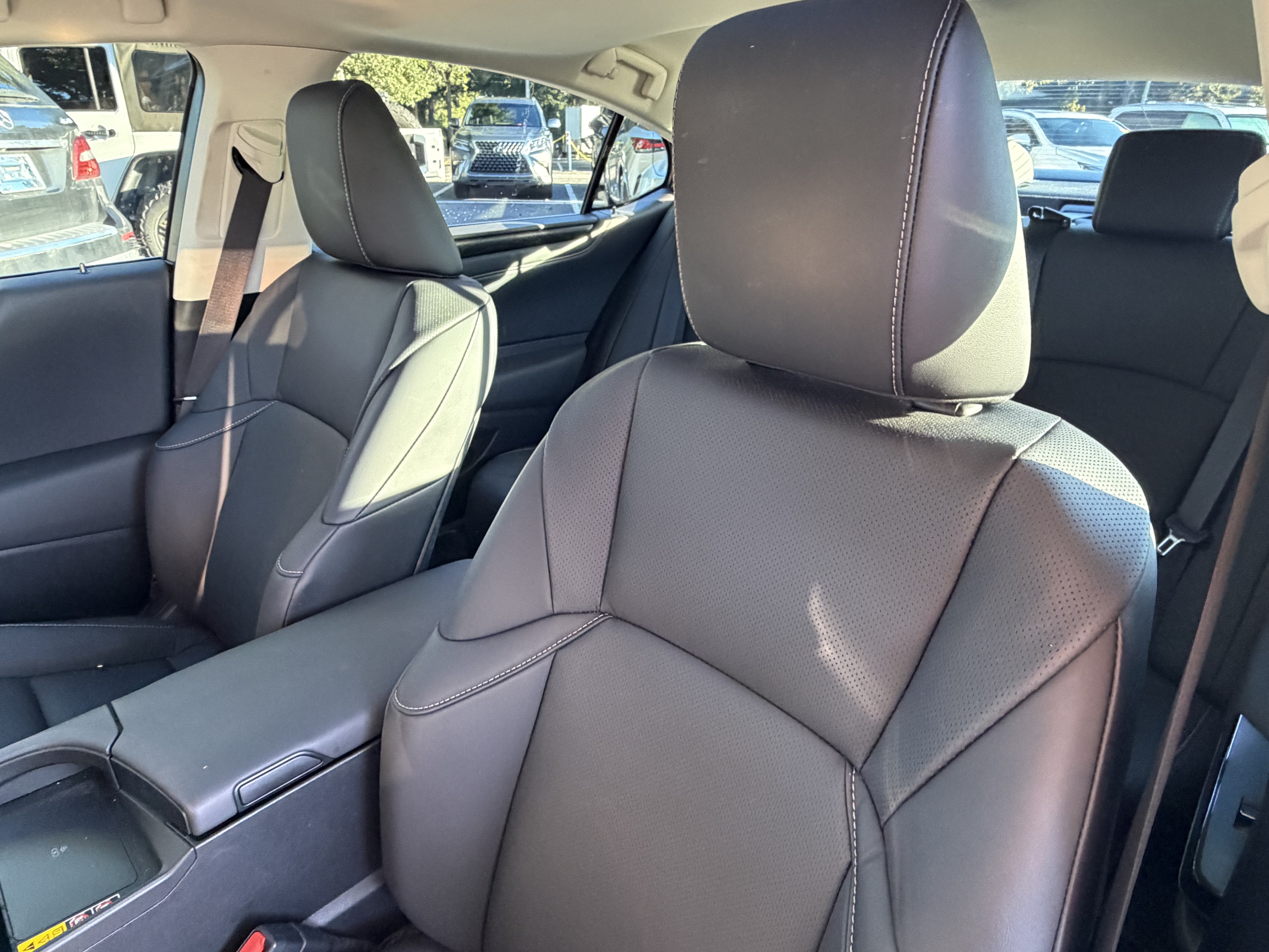 Certified 2025 Lexus ES 350 w/ Premium Package FWD image 17
