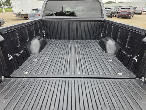 Used 2025 Toyota Tundra SR AWD/4WD image 28