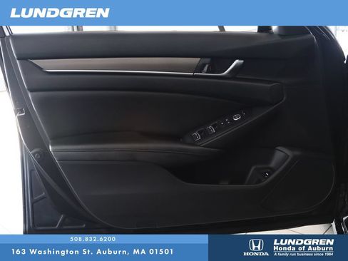 Certified 2019 Honda Accord LX image 9