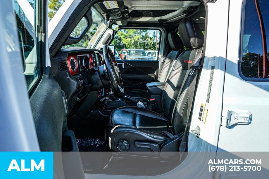 Used 2021 Jeep Wrangler Unlimited Rubicon w/ Dual Top Group AWD/4WD image 18