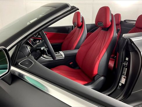 New 2026 Mercedes-Benz CLE 300 4MATIC Cabriolet image 8