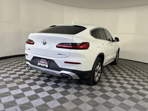 Used 2025 BMW X4 xDrive30i image 5