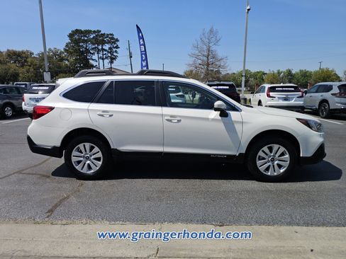 Used 2018 Subaru Outback 2.5i Premium w/ Popular Package #1 image 6