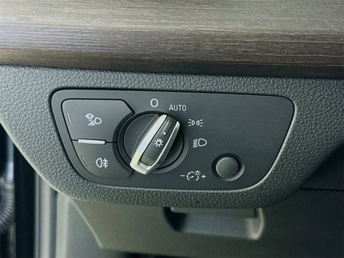 New 2024 Audi Q5 e Premium image 10