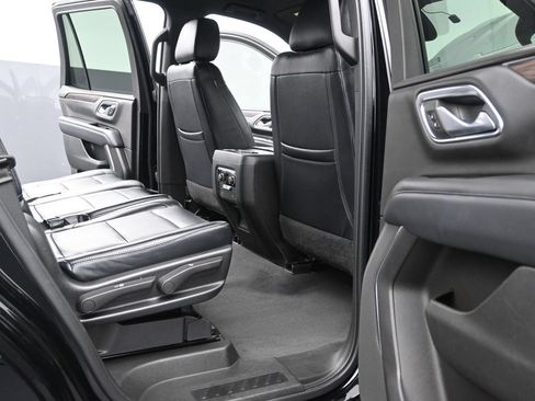 Used 2022 Chevrolet Tahoe LS RWD image 18