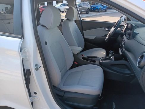 Used 2023 Hyundai Kona SEL w/ Convenience Package image 11