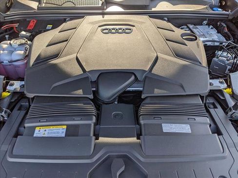 New 2025 Audi Q8 Premium Plus image 17