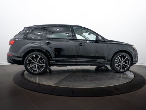 Certified 2024 Audi Q7 3.0T Premium Plus AWD/4WD image 3