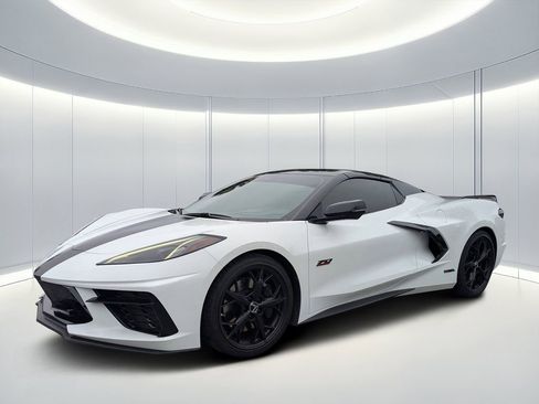 Used 2023 Chevrolet Corvette Stingray Premium Conv w/ Z51 Performance Package RWD image 8