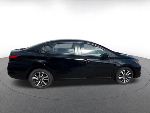 Used 2025 Nissan Versa SV FWD image 14