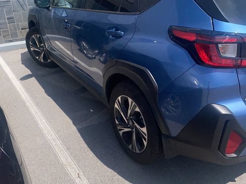 Used 2024 Subaru Crosstrek 2.0i Premium AWD/4WD image 4