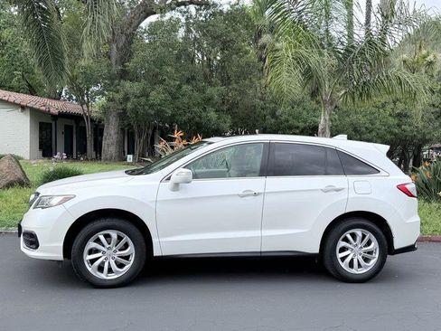 Used 2016 Acura RDX FWD w/ Technology Package image 2