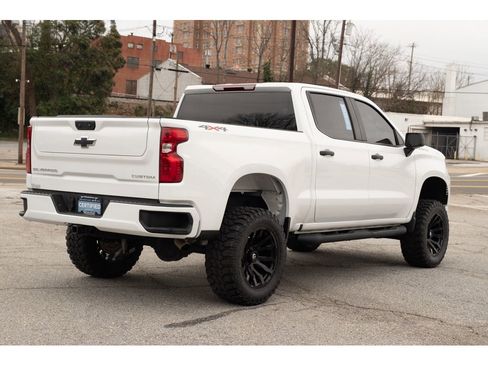 Certified 2024 Chevrolet Silverado 1500 Custom w/ LPO, Dark Essentials Package image 7