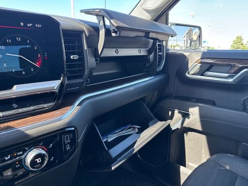 Certified 2023 GMC Sierra 1500 Elevation w/ LPO, Elevation Black Package AWD/4WD image 40