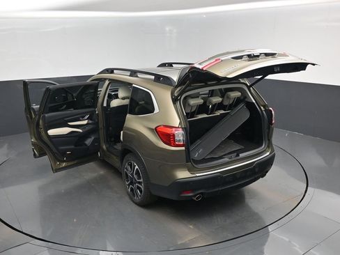 Used 2023 Subaru Ascent Limited w/ Technology Package AWD/4WD image 30