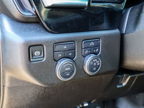 Certified 2025 Chevrolet Silverado 2500 LT w/ Convenience Package image 31