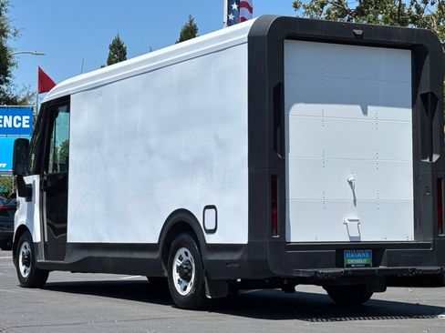 Used 2023 Chevrolet Brightdrop 600 w/ Active Safety Package 2 AWD/4WD image 5