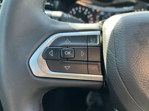 Used 2023 Jeep Compass Limited AWD/4WD image 18