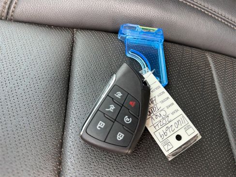 Certified 2024 Chevrolet Tahoe High Country w/ Premium Package image 32