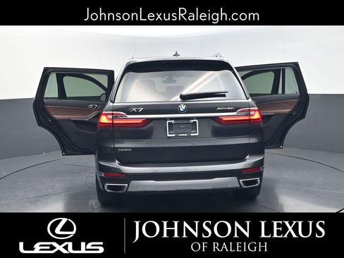 Used 2020 BMW X7 xDrive40i w/ Cold Weather Package image 35