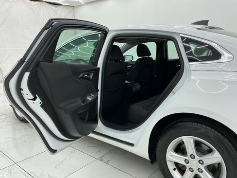 Used 2019 Chevrolet Malibu LS FWD image 20