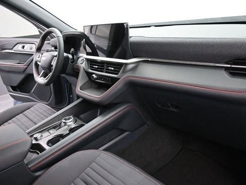 New 2026 Ford Explorer ST-Line w/ ST-Line Street Pack image 24