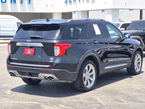 Used 2020 Ford Explorer Platinum w/ Premium Technology Package AWD/4WD image 6