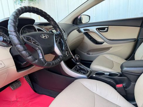 Used 2014 Hyundai Elantra Sport FWD image 10