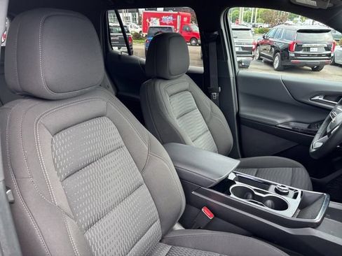 Used 2026 Chevrolet Equinox LT FWD image 36