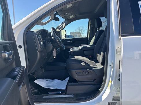 Used 2023 Chevrolet Silverado 2500 LT image 31