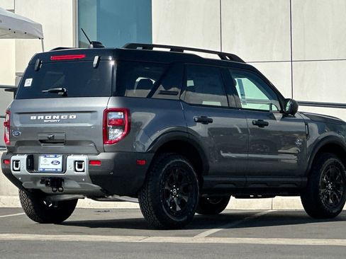 New 2025 Ford Bronco Sport Outer Banks w/ Sasquatch Outer Banks Package AWD/4WD image 3