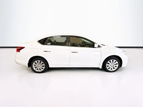 Used 2019 Nissan Sentra S FWD image 5