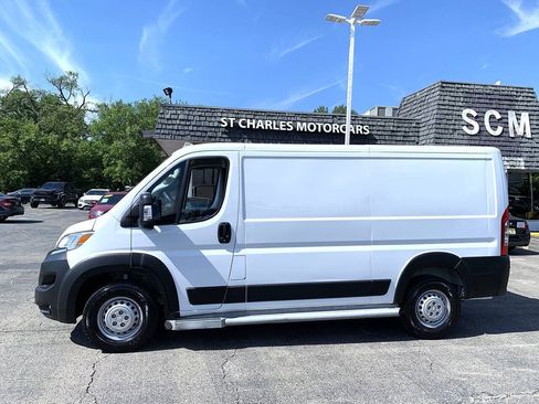 Used 2025 RAM ProMaster 2500 w/ U-Haul Equipment Group FWD image 3
