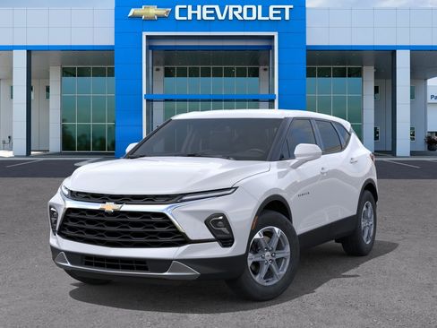 New 2026 Chevrolet Blazer LT w/ LPO, Floor Liner Package FWD image 6