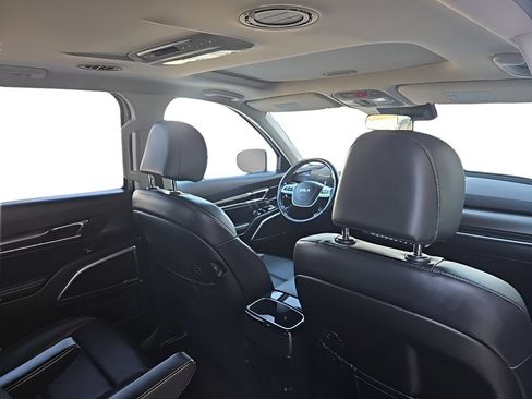 Used 2025 Kia Telluride S AWD/4WD image 28