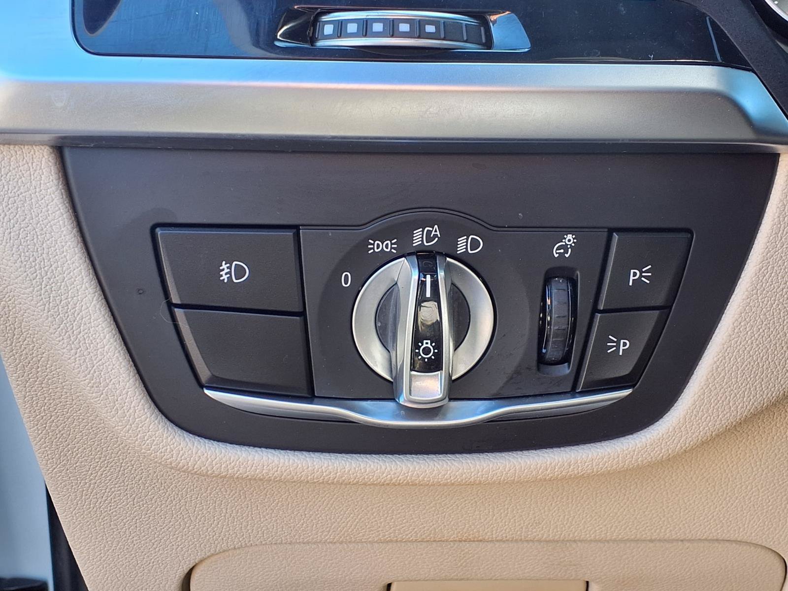 Used 2018 BMW X3 xDrive30i AWD/4WD image 5