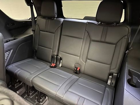 Used 2024 Chevrolet Tahoe RST w/ Luxury Package image 21