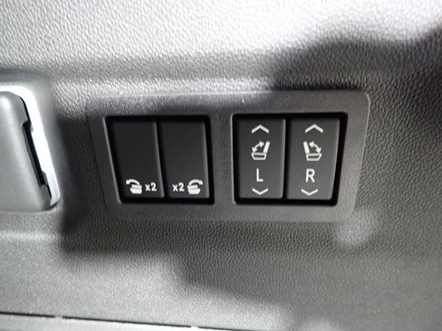 New 2026 Chevrolet Suburban RST w/ Advanced Technology Package image 22