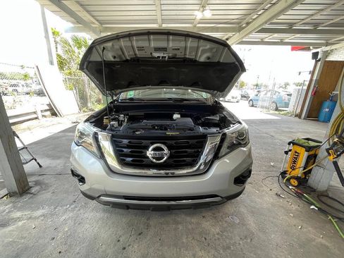 Used 2017 Nissan Pathfinder SV w/ Cargo Package FWD image 7