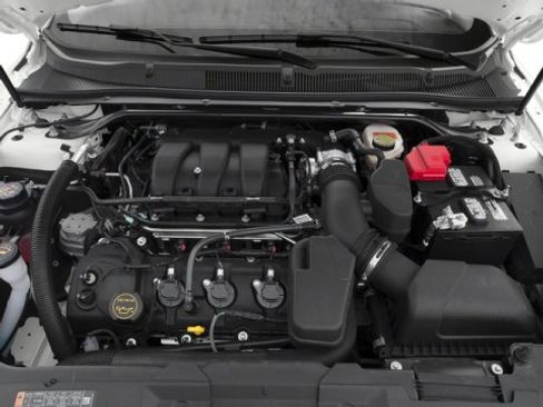 Used 2018 Ford Taurus SEL w/ Equipment Group 201A image 13