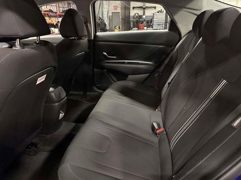 Used 2024 Hyundai Elantra SEL image 20
