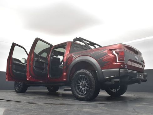 Used 2019 Ford F150 Raptor w/ Equipment Group 802A Luxury image 38