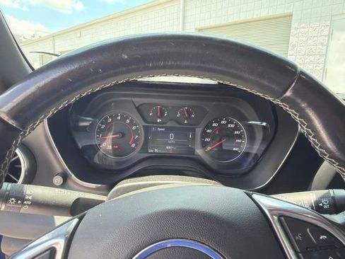 Used 2019 Chevrolet Camaro LS RWD image 37