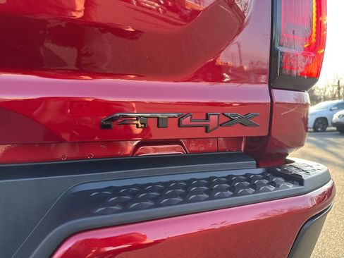 New 2026 GMC Canyon AT4X w/ LPO, Black Badging Package image 63