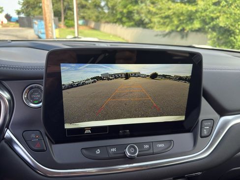 New 2026 Chevrolet Blazer LT w/ Convenience Package FWD image 12