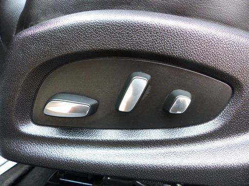 Used 2017 Cadillac XTS Luxury image 26