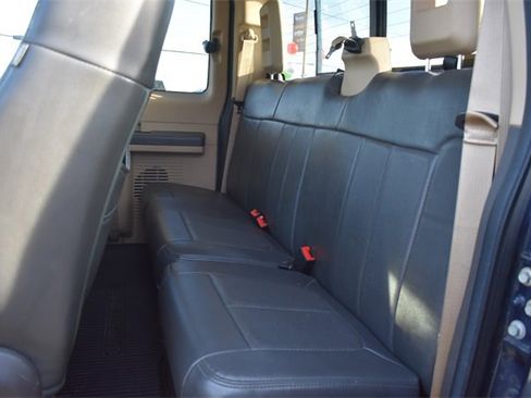 Used 2015 Ford F350 Lariat w/ Chrome Package image 19